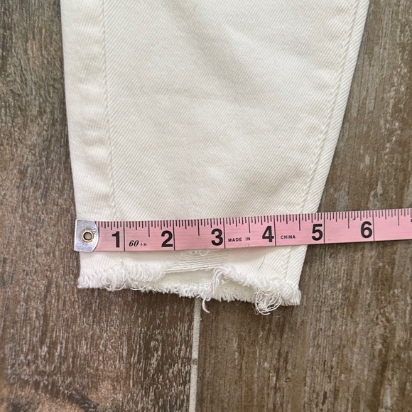 KanCan white shark bite Skinny Jeans - Picture 9 of 10